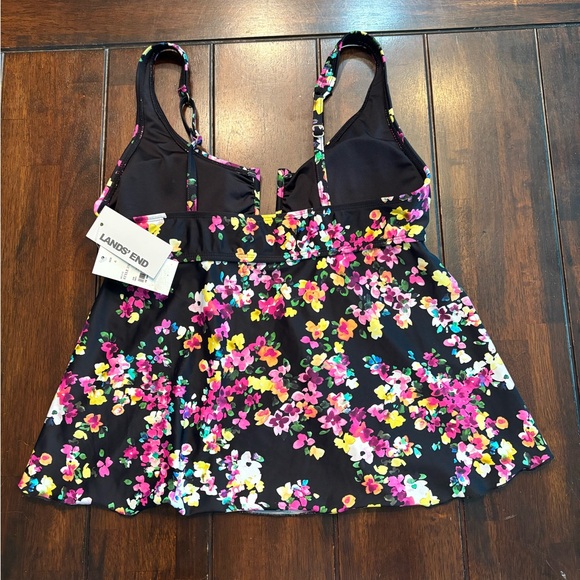 Lands' End Women's Black Floral Tankini Swimsuit Top Size 6 - Picture 4 of 4